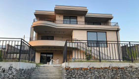 Сдаётся 410 m² площадь Частный дом в Коджори