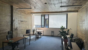 ქირავდება 180 m² ფართობის ოფისი ვაკეში