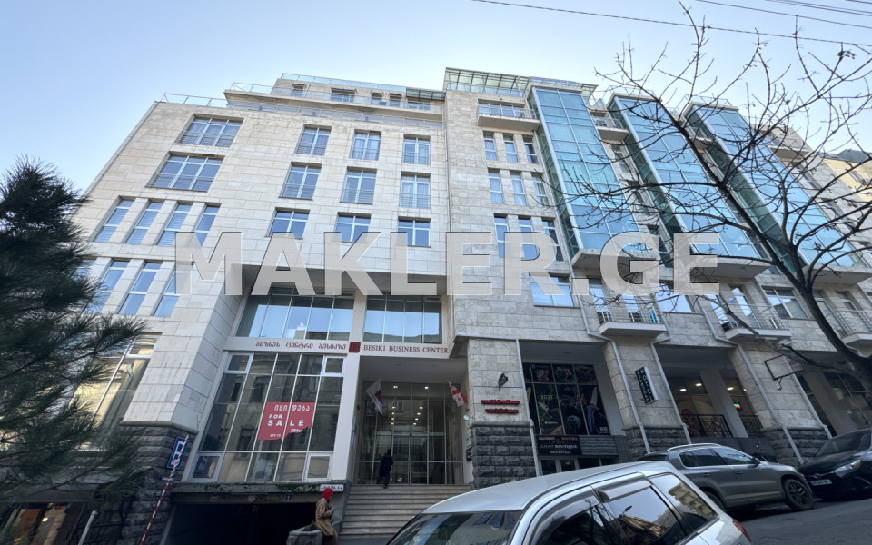 للبيع 5 room  الشقة في تبليسي  in Besiki st. 