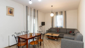 For Rent 110 m² space Private House