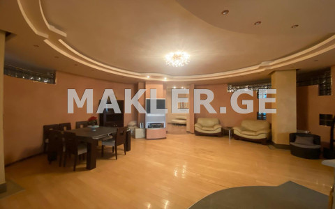  للبيع للإيجار 5 room  الشقة في منطقة فاكي  in Gabashvili st. 