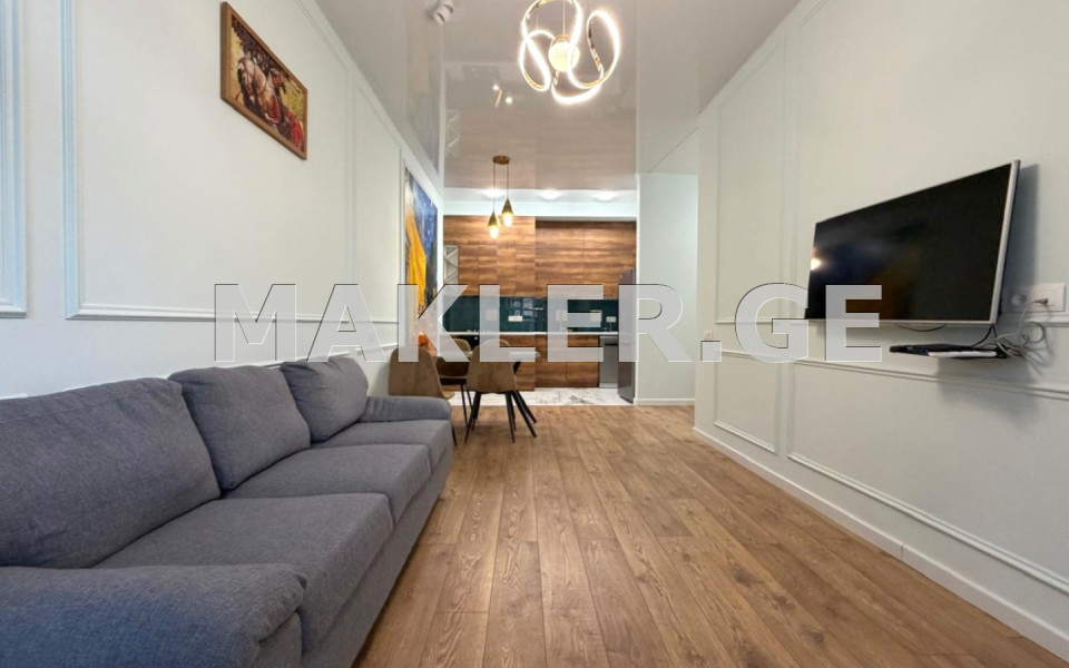  Сдаётся 3 комнатная  Квартира в Сабуртало  на ул. Университетская 