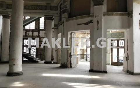  Продается 2400 m² площадь Коммерческая площадь в Чугурети  на пр. Агмашенебели 