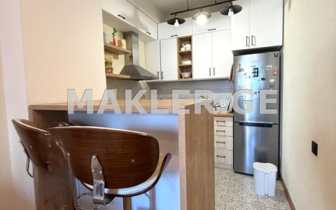  For Rent 2 room  Apartment in Vake dist.  on Ateni st. 
