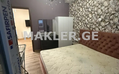  ქირავდება 3 ოთახიანი  ბინა საბურთალოზე  ჭიათურის ქუჩაზე 