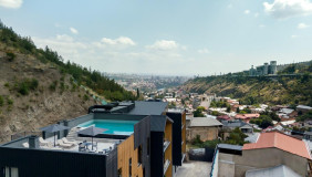 Satılık 2064 m²  İşyeri in Mtatsminda dist. (Old Tbilisi)