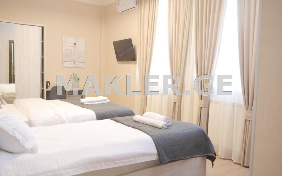  Satılık 208 m²  İşyeri in Mtatsminda dist. (Old Tbilisi)  in Shevchenko st. 