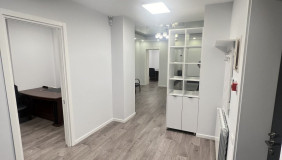 Kiralık 70 m²  Büro & Ofis in Vake dist.