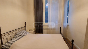 For Rent 3 room  Apartment in Sololaki dist. (Old Tbilisi)