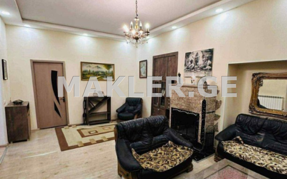  For Rent 3 room  Apartment in Sololaki dist. (Old Tbilisi)  in Sh.Dadiani st. 