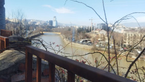 For Sale 4 room  Apartment in Mtatsminda dist. (Old Tbilisi)