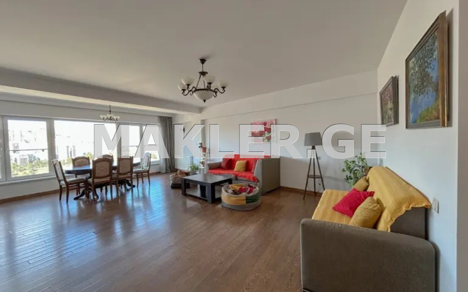  Kiralık 2   Daire in Vake dist.  on Tamarashvili st. 