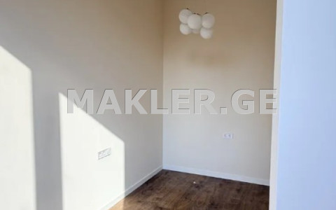  Продается 3 комнатная  Квартира в Сабуртало