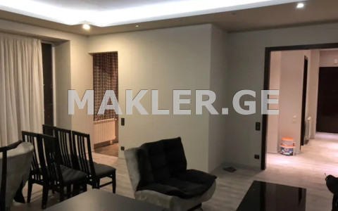  Продается Сдаётся 3 комнатная  Квартира в Сабуртало  на ул. Панаскертели-Цицишвили 