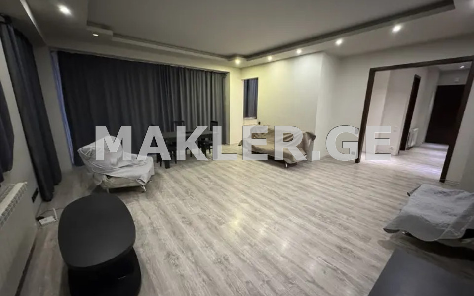  Сдаётся 3 комнатная  Квартира в Сабуртало  на ул. Панаскертели-Цицишвили 