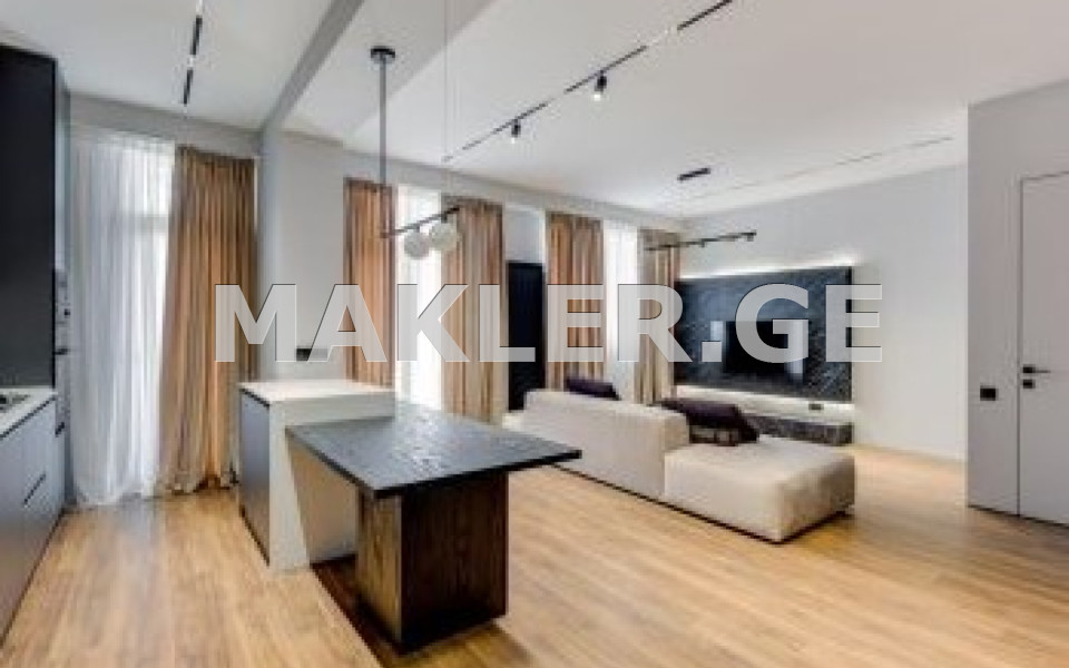  Продается 2 комнатная  Квартира в Исани  на ул. Ричарда Холбрука 