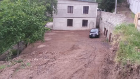 იყიდება 560 m² ფართობის საკუთარი სახლი წყნეთში