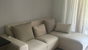 Сдаётся 2 комнатная  Квартира в Сабуртало