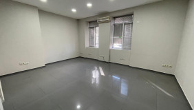 იყიდება 77 m² ფართობის ოფისი ვაკეში