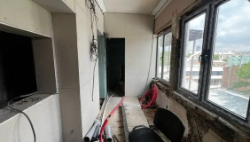 For Sale 5 room  Apartment in Vera dist.