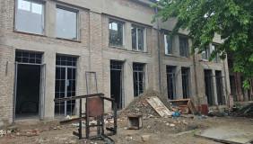 Kiralık 365 m²  İşyeri in Isani dist.
