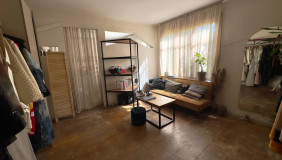 Kiralık 53 m²  İşyeri in Mtatsminda dist. (Old Tbilisi)
