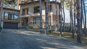 For Sale 460 m² space Private House in Tskneti dist.
