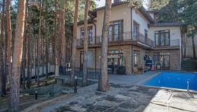 For Sale 460 m² space Private House in Tskneti dist.