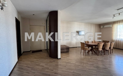  Satılık 4   Daire in Vake dist.  in I. Chavchavadze Ave. 