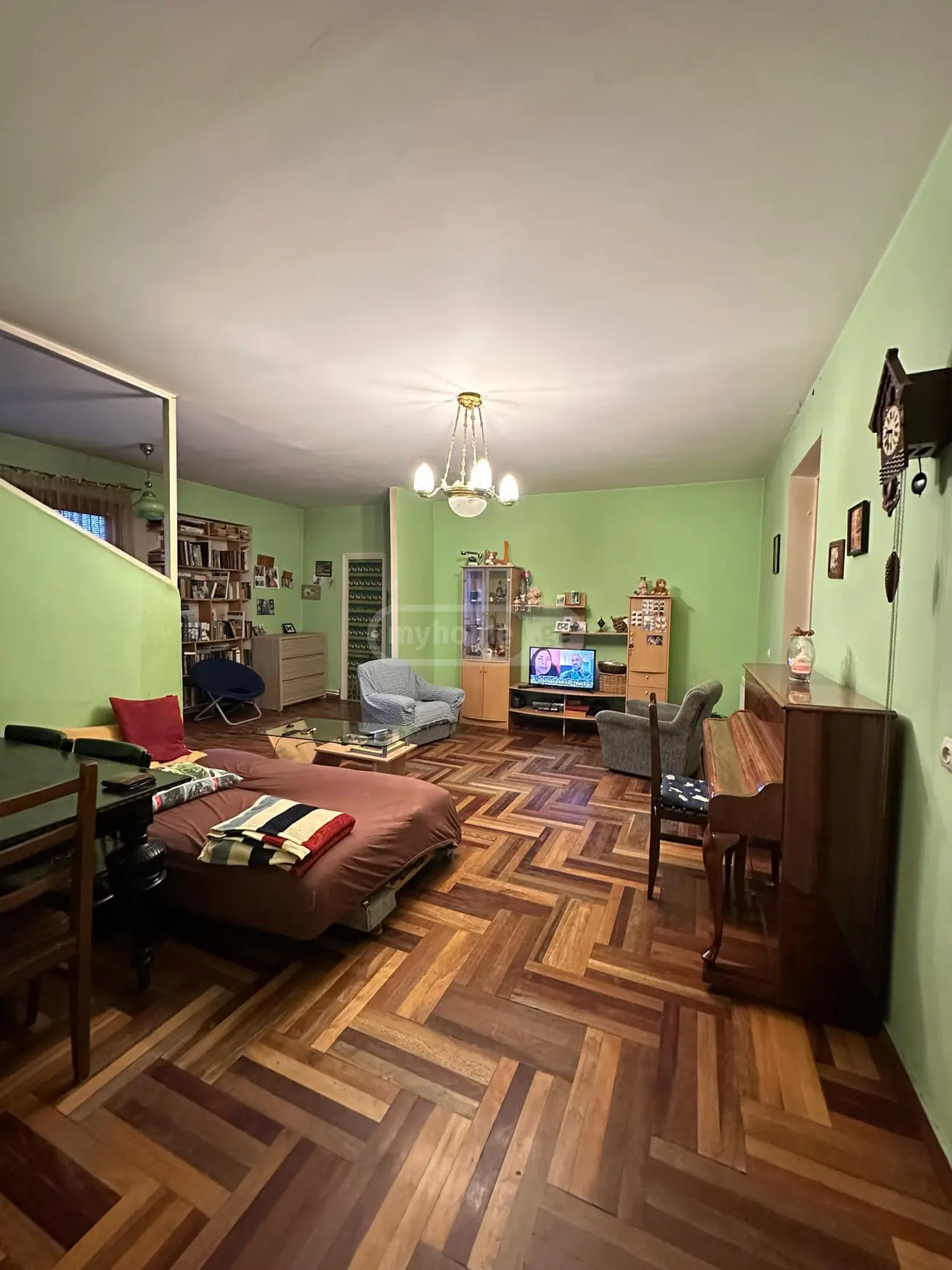 For Sale 5 room  Apartment in Didi digomi dist.