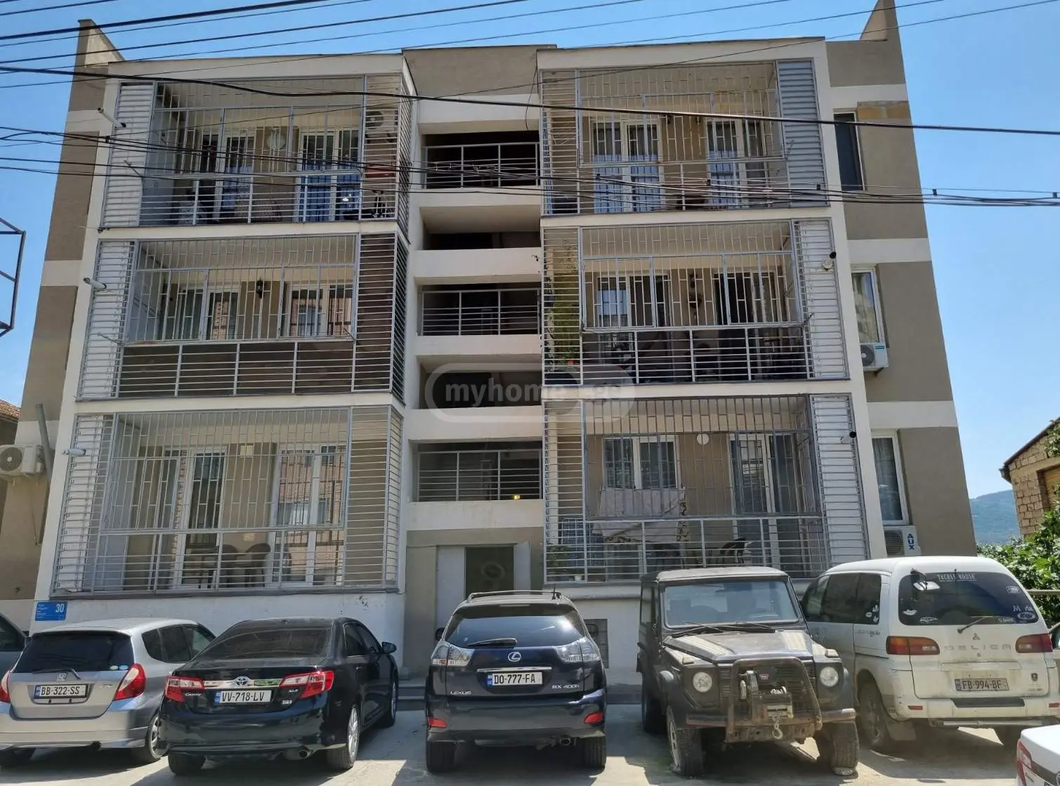 For Sale 5 room  Apartment in Saburtalo dist.