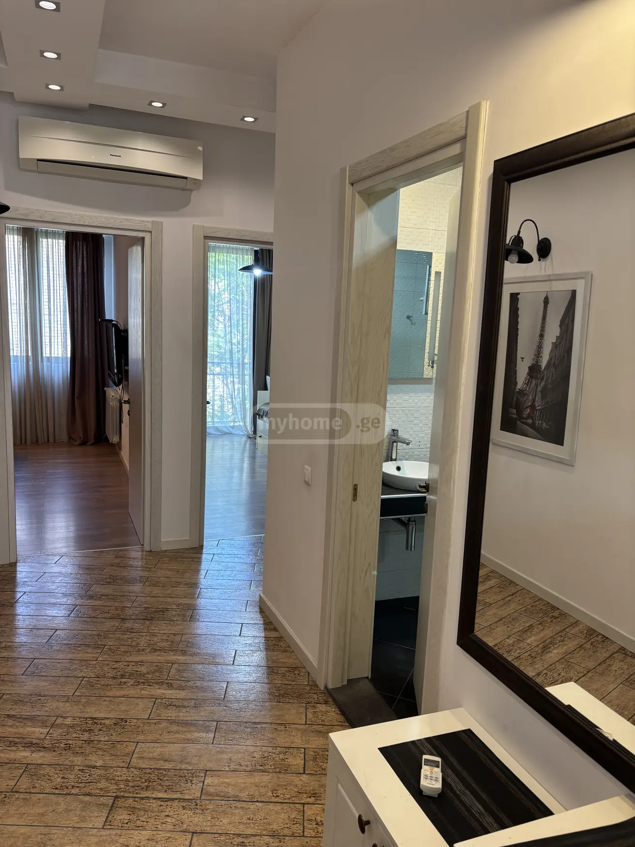 For Sale 3 room  Apartment in Sololaki dist. (Old Tbilisi)