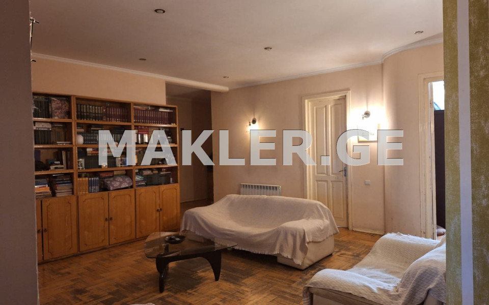  Satılık 4   Daire in Vera dist.  in Kuchishvili turn 