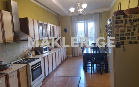  Satılık 4   Daire in Vera dist.  in Kuchishvili turn 