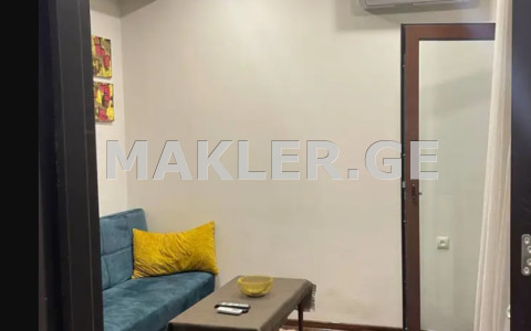  იყიდება 1 ოთახიანი  ბინა ვერაზე  მელიქიშვილის ქუჩაზე 