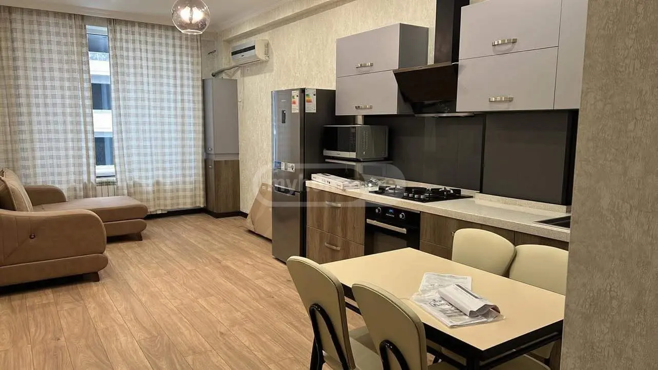  Сдаётся 2 комнатная  Квартира в Ваке  на ул. Кипшидзе 