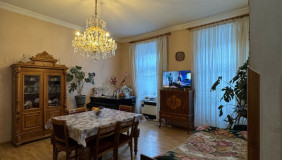 Satılık 3   Daire in Mtatsminda dist. (Old Tbilisi)