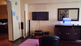 For Sale 6 room  Apartment in Saburtalo dist.