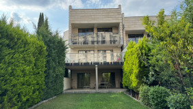 For Sale 560 m² space Private House in Ortachala