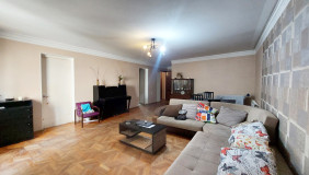 For Sale 6 room  Apartment in Nutsubidze plateau