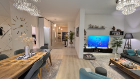 For Sale 6 room  Apartment in Digomi 9