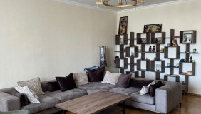 Продается 5 комнатная  Квартира в Сабуртало