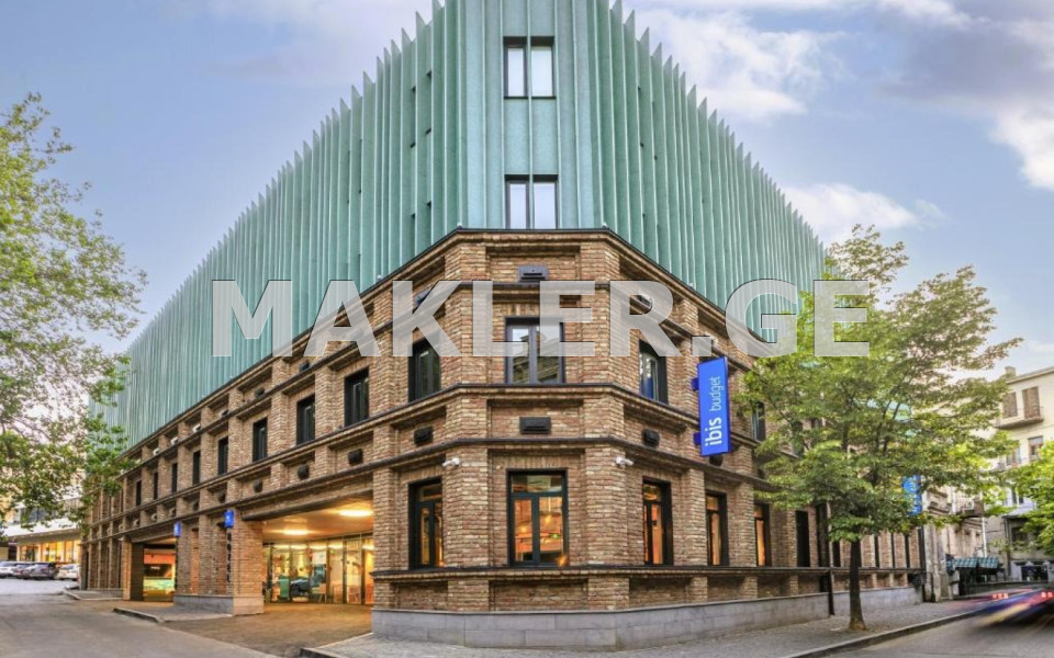  Satılık 4800 m²  İşyeri in Vera dist.  in G. Akhvlediani st. 