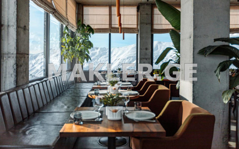  Satılık 4389 m²  İşyeri in Gudauri