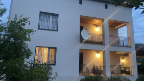 Satılık 350 m²  Çiftlik Evi in Bulachauri