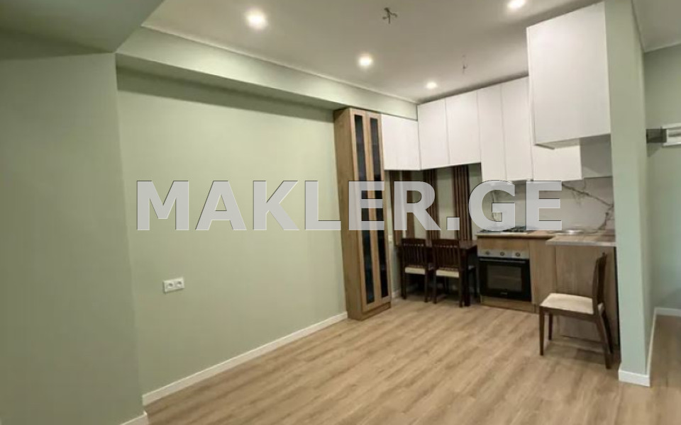  Продается 3 комнатная  Квартира в Ортачале  на ул. Надиквари 