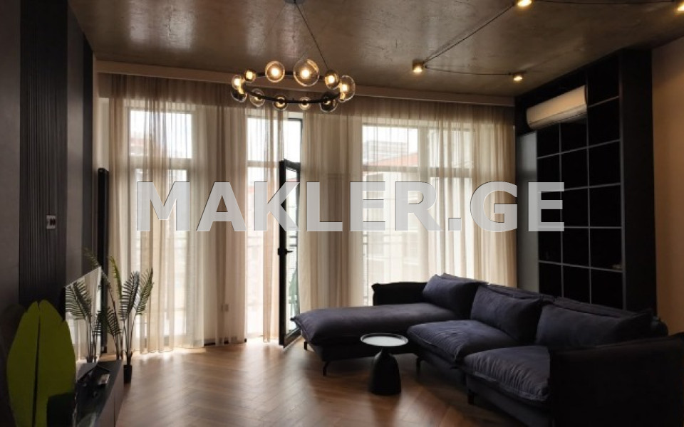  出售 3 room  公寓 萨布尔塔洛区  in Universiteti st. 