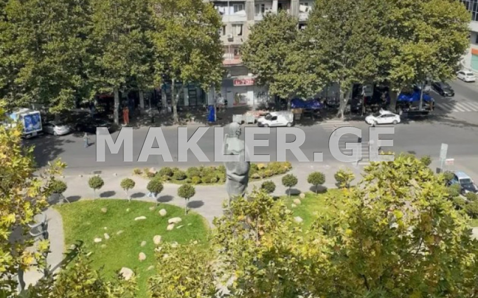  For Sale 3 room  Apartment in Saburtalo dist.  in Vazha-pshavela avenue 