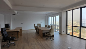Сдаётся 320 m² площадь Офис на Мтацминда  (Старый Тбилиси)