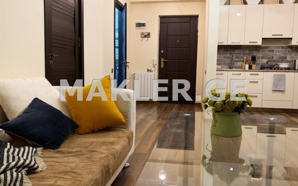  Сдаётся 2 комнатная  Квартира в Багеби  на Цкнетское шоссе 